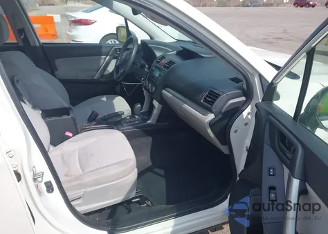 2015 Subaru Forester 2.5I Premium z USA, uszkodzony, nr VIN JF2SJADC0FH503863